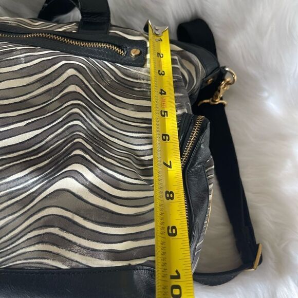 - Tory Burch Nylon Zebra prints & black leather Weekender bag with shoul… - Picture 7 of 15